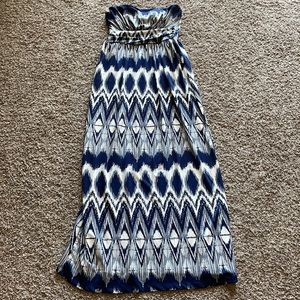 Beautiful, patterned maxi dress